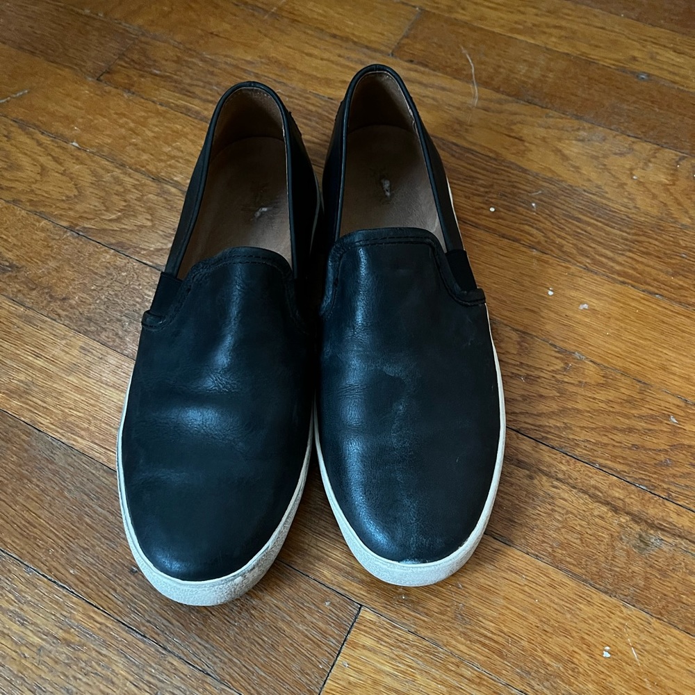 Frye Ivy black leather slip on sneakers 8.5